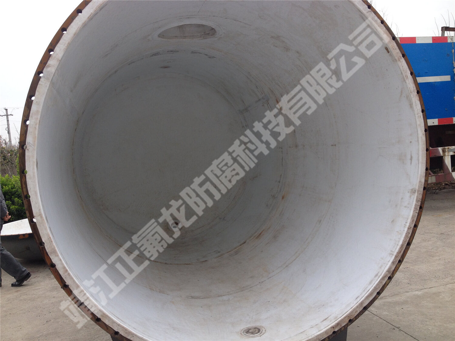内衬聚四氟乙烯（PTFE）大型设备