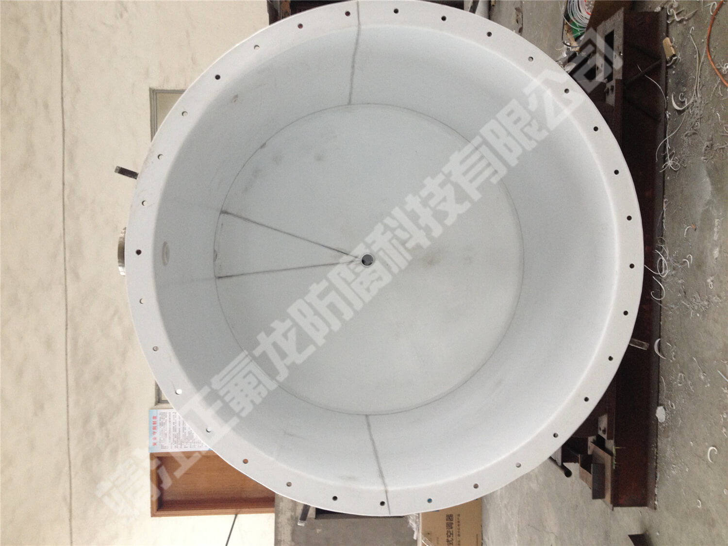 内衬聚四氟乙烯（PTFE）大型设备