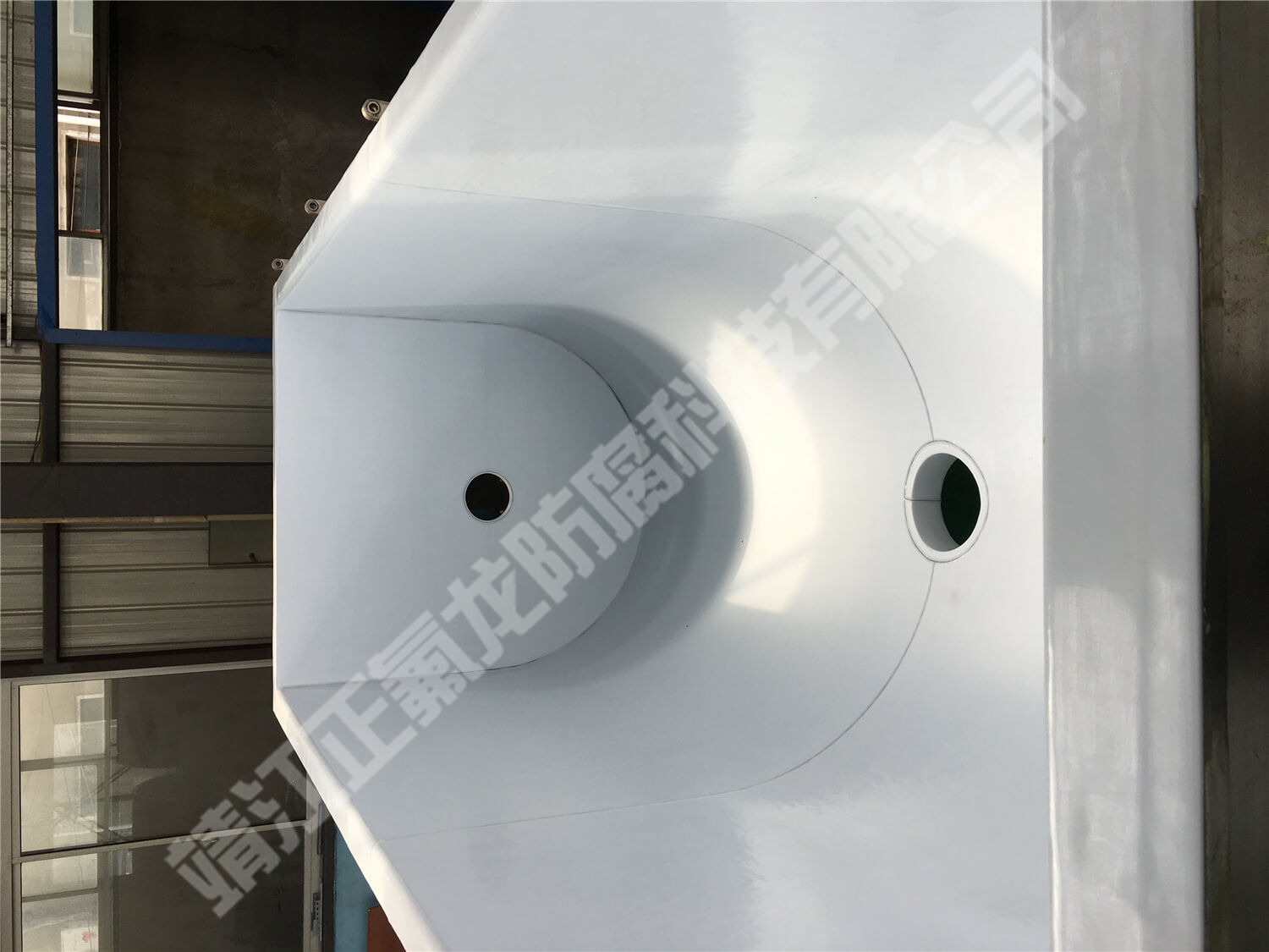 内衬聚四氟乙烯（PTFE）大型设备